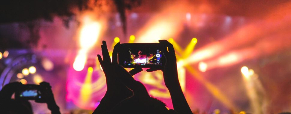 noiseporn-JNuKyKXLh8U-unsplash